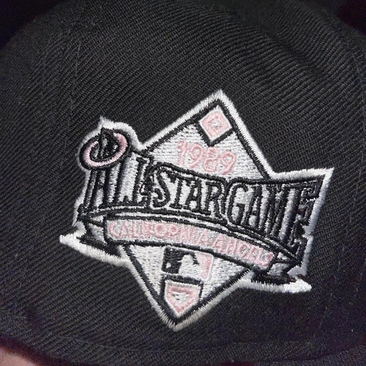 Los Angeles Angels black fitted hat with pink - Depop