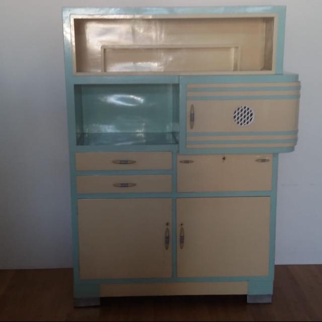 Credenza Vintage Beige e celeste '50 Buono stato di - Depop