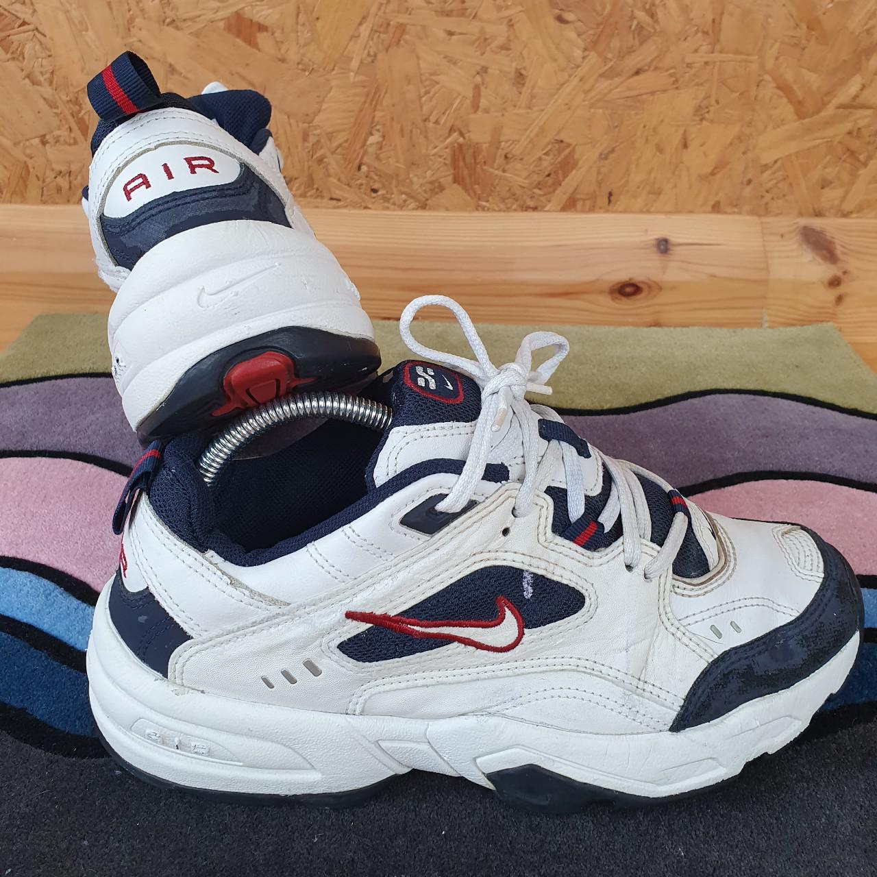 air monarch 2002