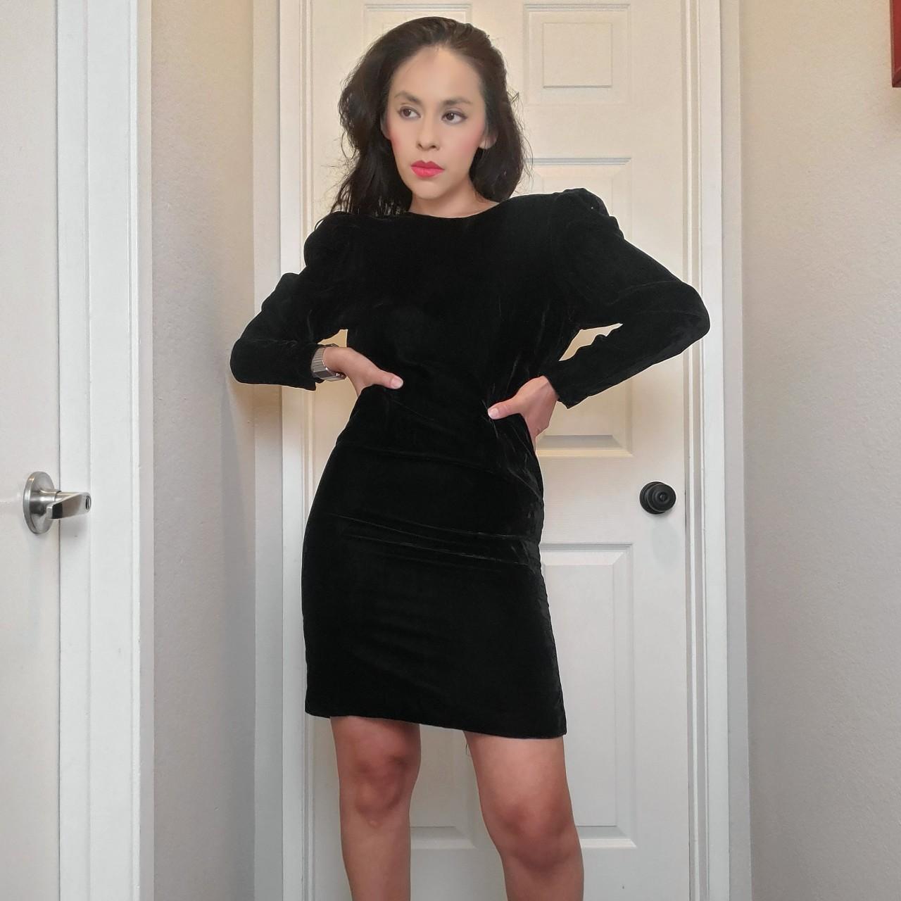 More pictures on Instagram Shop.olives_attic Lil... Depop