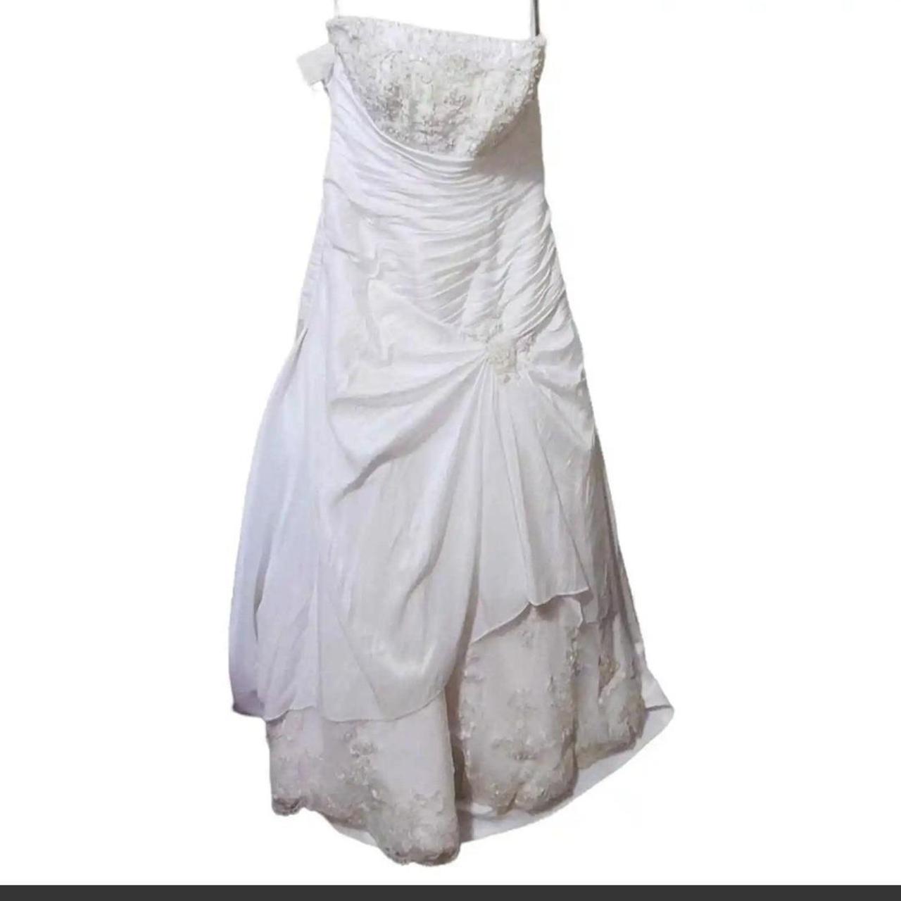 Anthropologie Women's White Dress | Depop