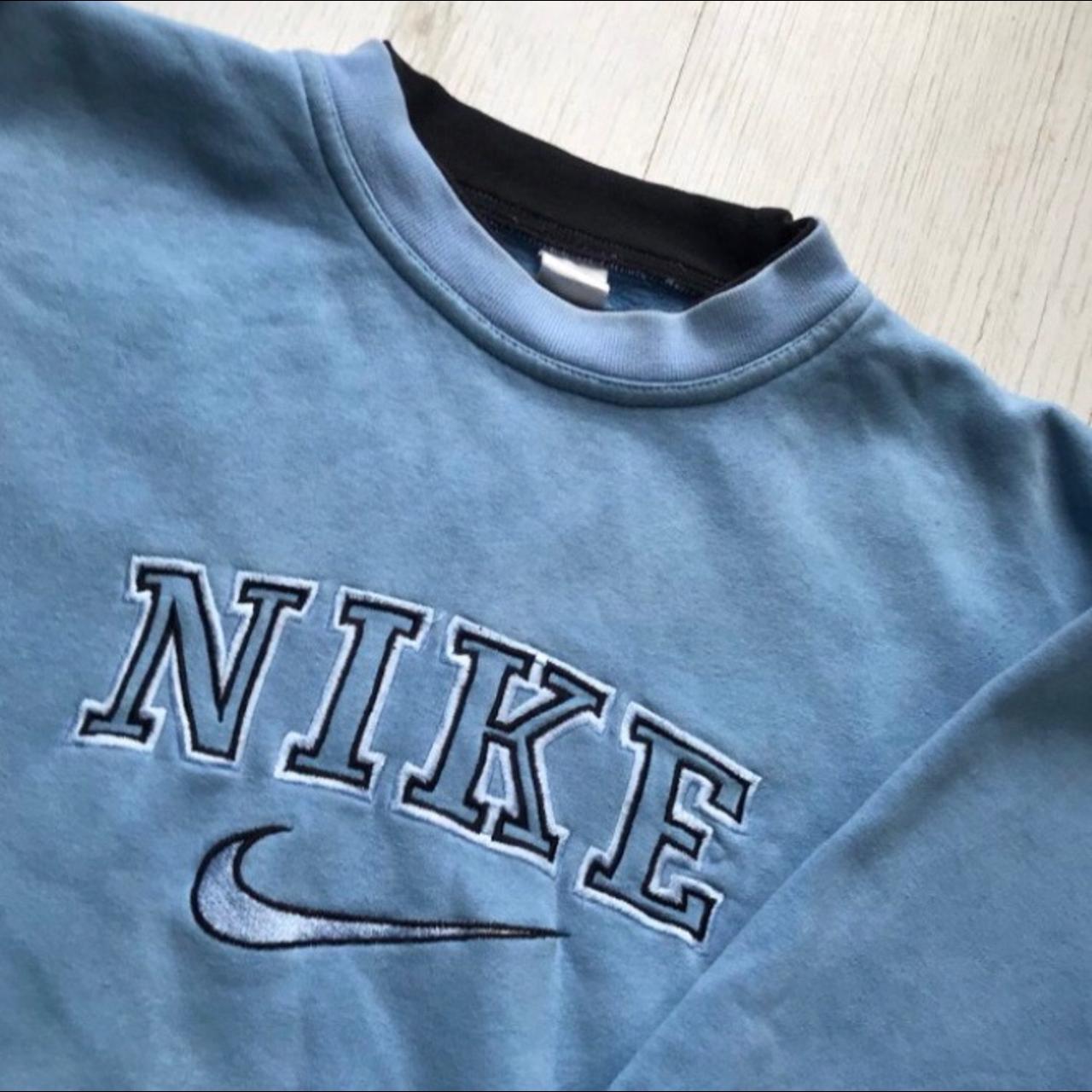 vintage nike sweater light blue