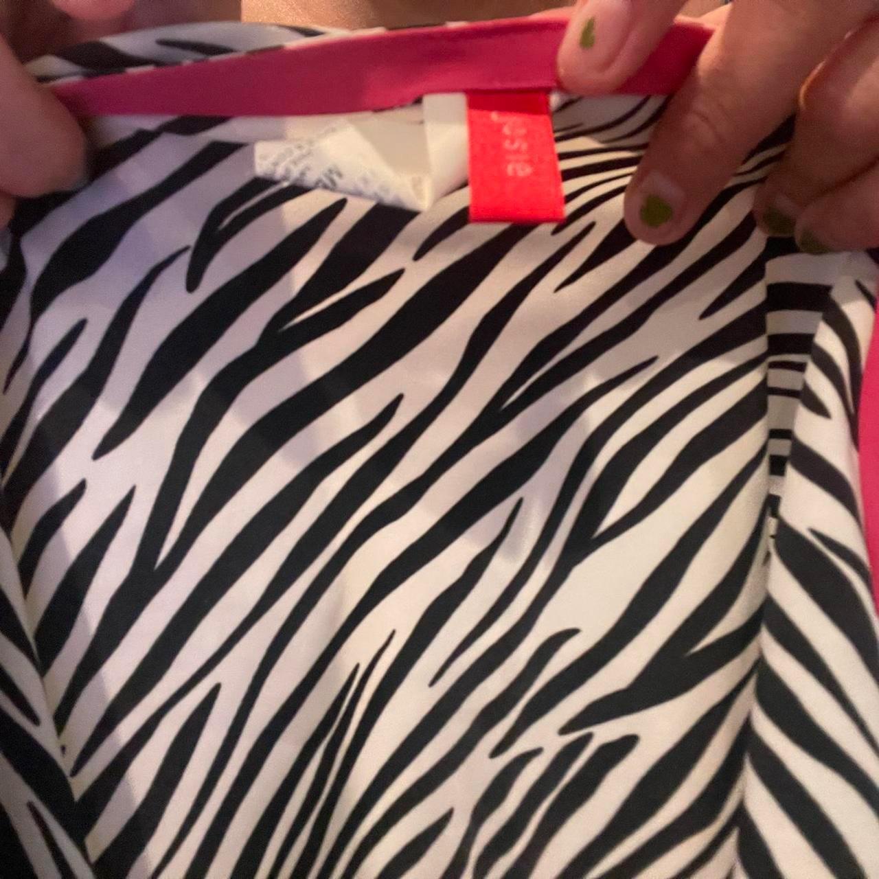 vintage y2k zebra print tank top by Josie cute pink... - Depop