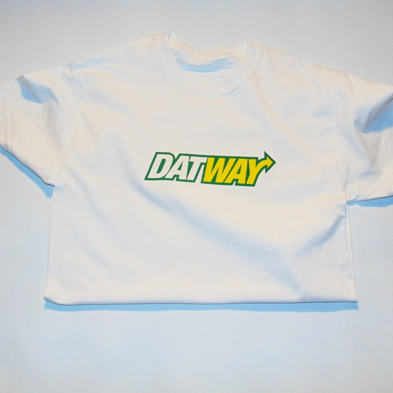 Product Image 3 - Stand out with this DATWAY