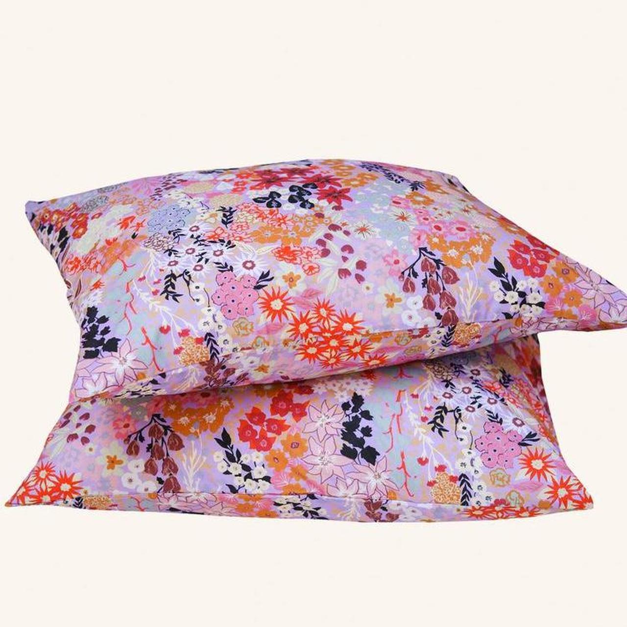 Flower Field in lilac pillow cases from Crisp... Depop