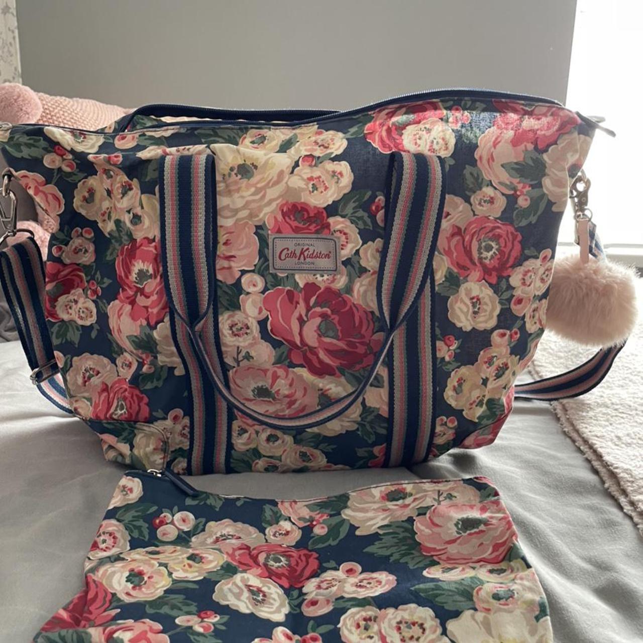 Cath Kidston weekend/ overnight bag Includes... Depop