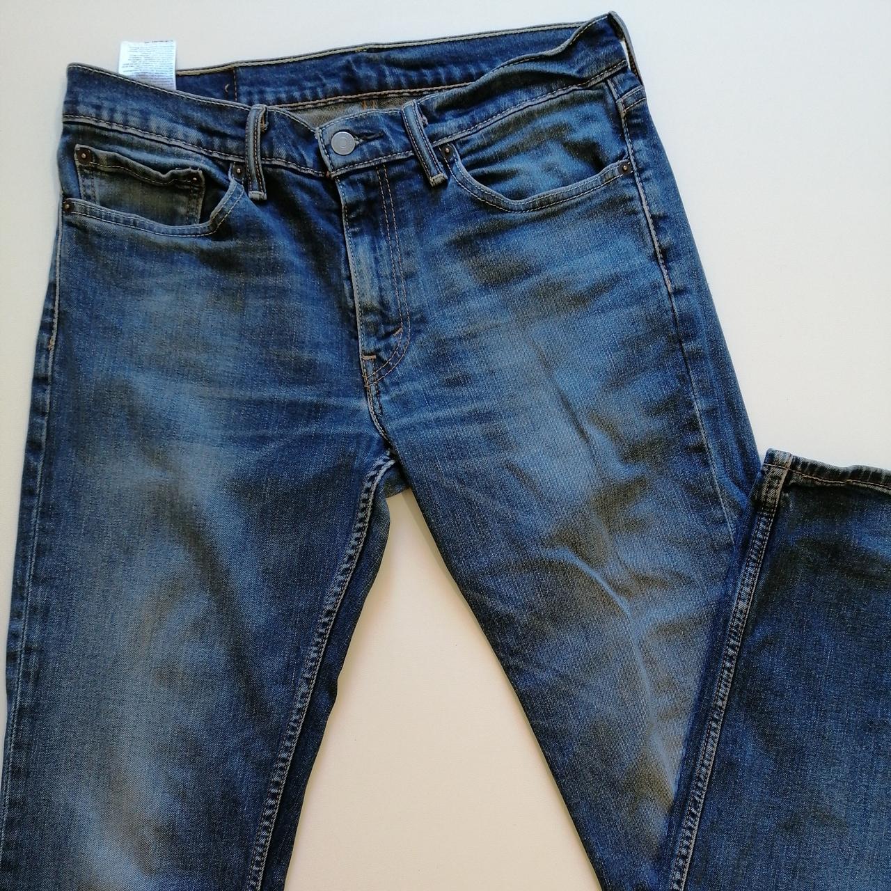 Levis jeans 32/34 slim fit - Depop