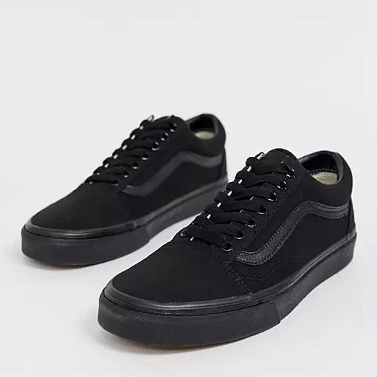 black vans very