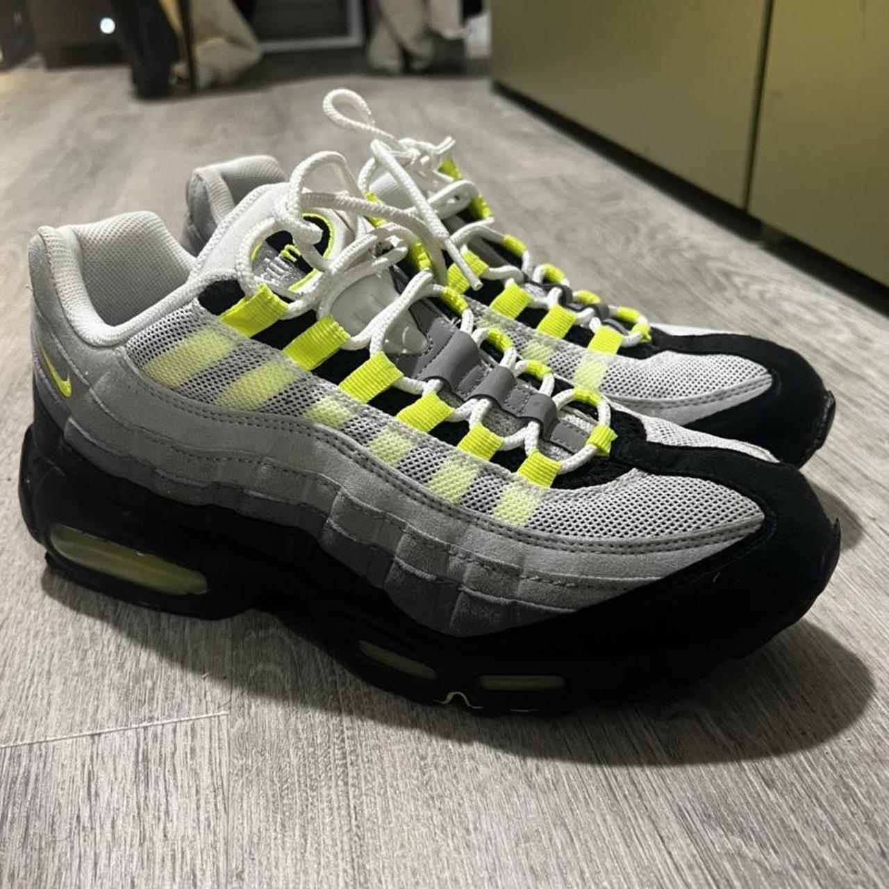 air max 95 neon size 6.5