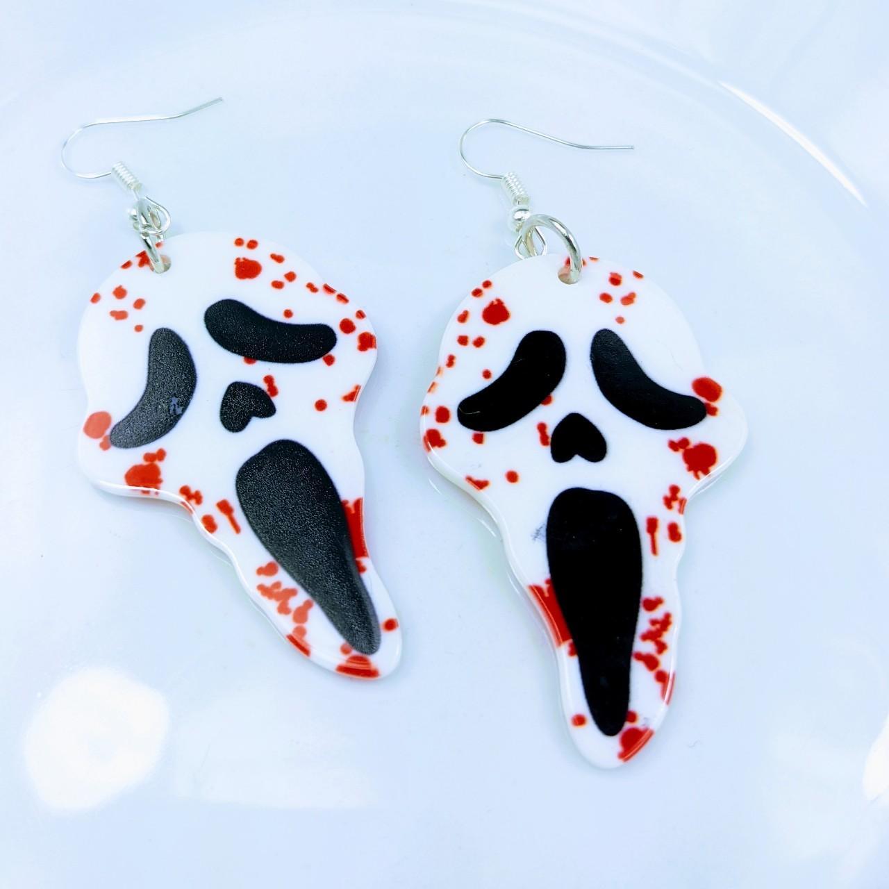 Product Image 1 - Bloody Scream Mask Resin Dangle