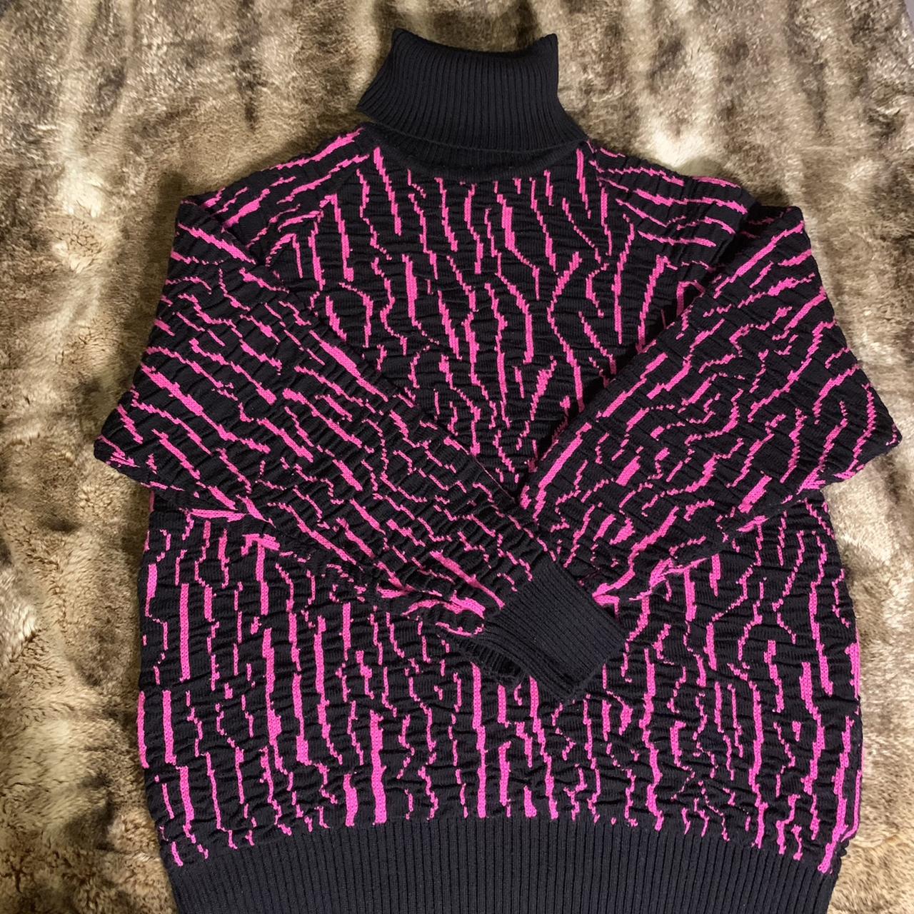 Vintage Black & Pink Sweater. 💖🖤 Size medium. This... - Depop
