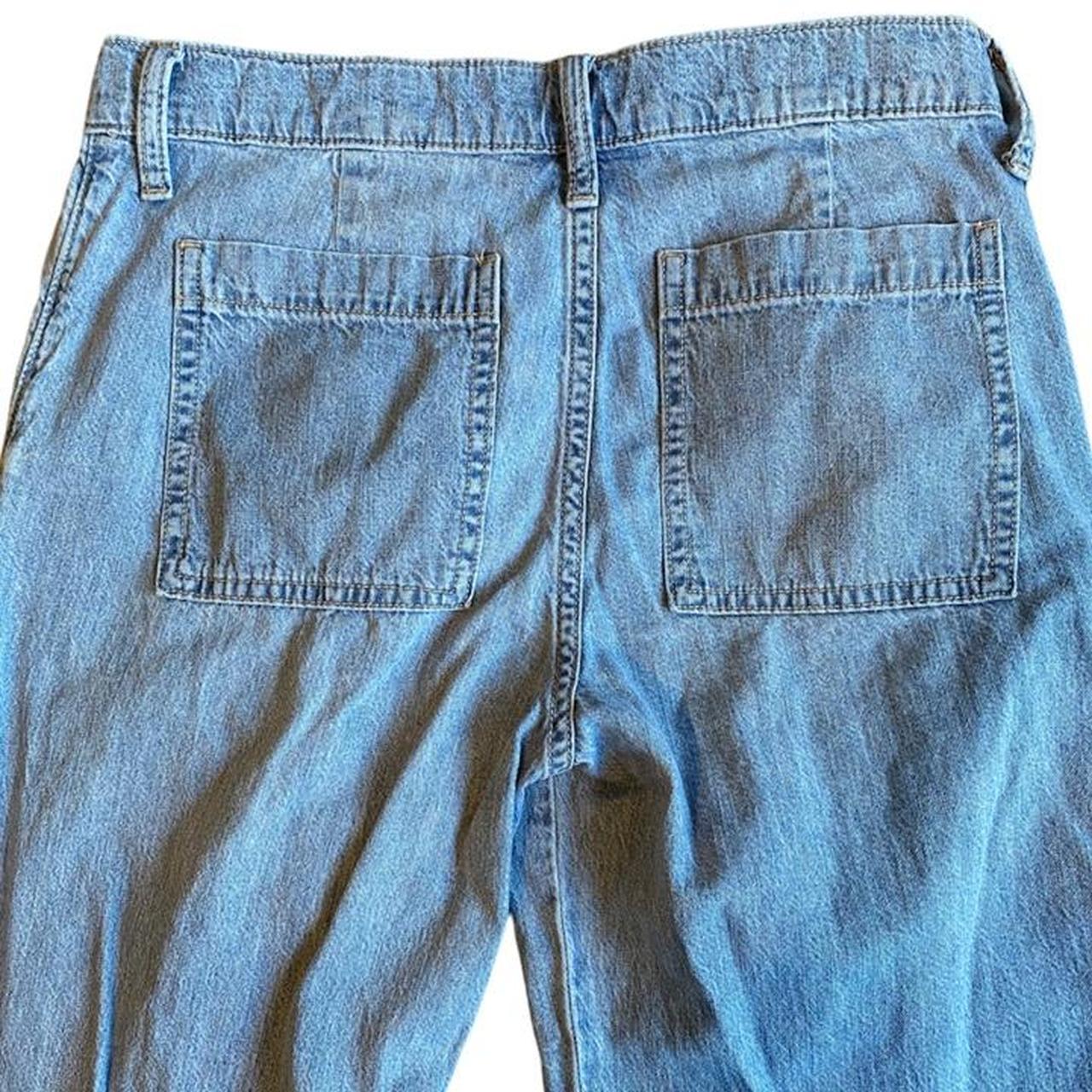 Lucky brand light wash jeans Size: 4/27 Mid rise... - Depop