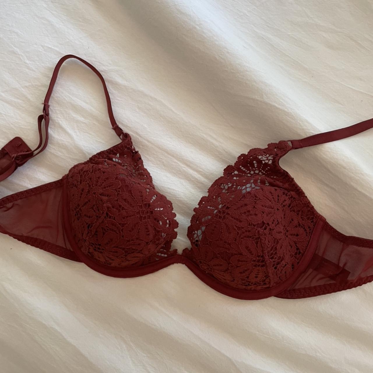 Burgundy lace bralette top, super cute and in great - Depop