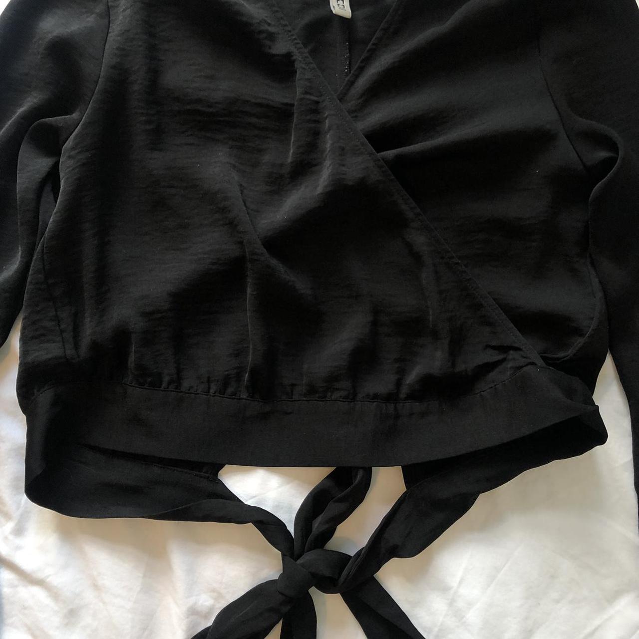 Product Image 4 - Black silk-style cropped top with