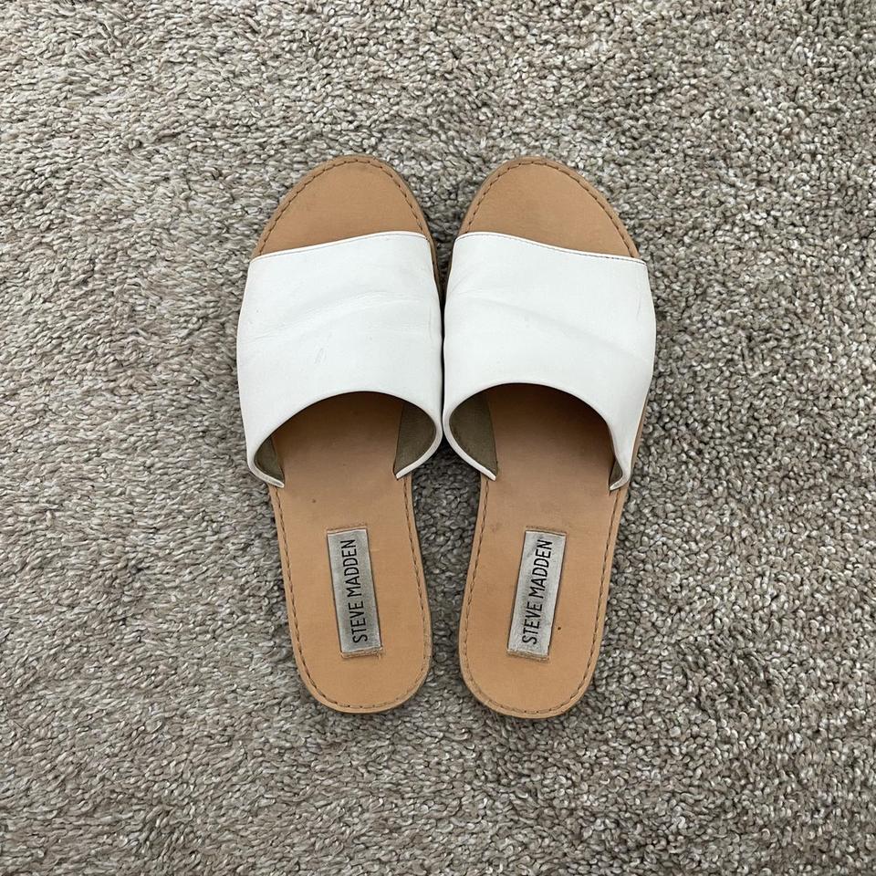 Steve Madden | Shoes | Steve Madden Karolyn Flat Sandals | Poshmark