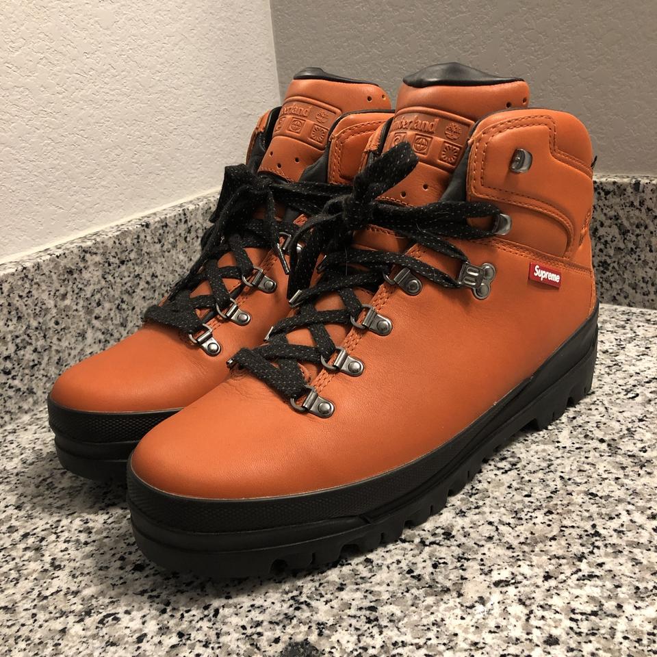 Supreme x Timberland World Hiker Front Country Boots - Depop