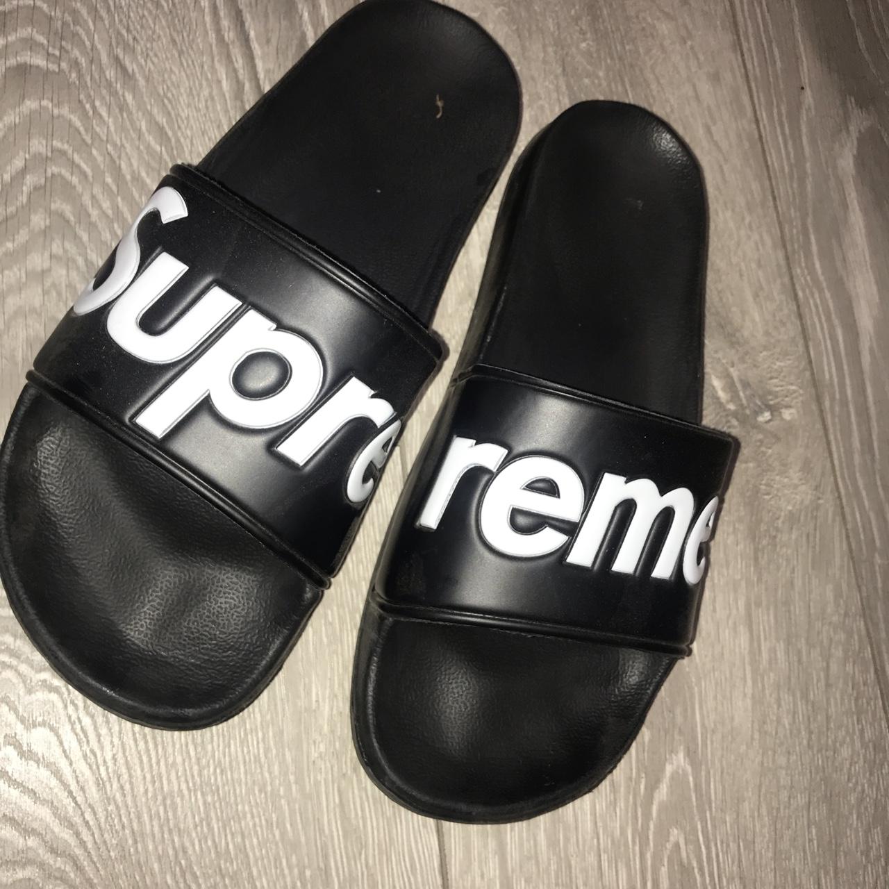 Supreme sliders men s style size uk 9 brand new Depop