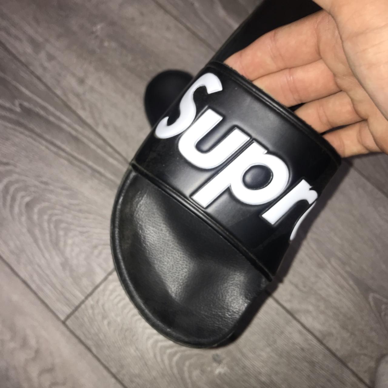 Black supreme slides hot sale