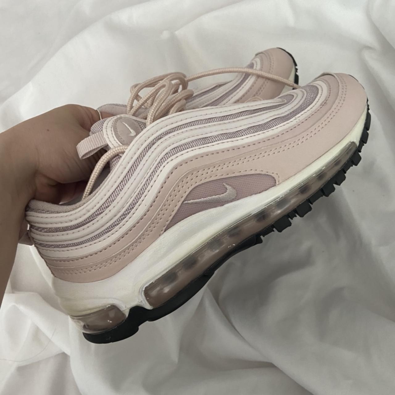 NIKE Women s AIR MAX 97 Ultra Cloud Plush in color