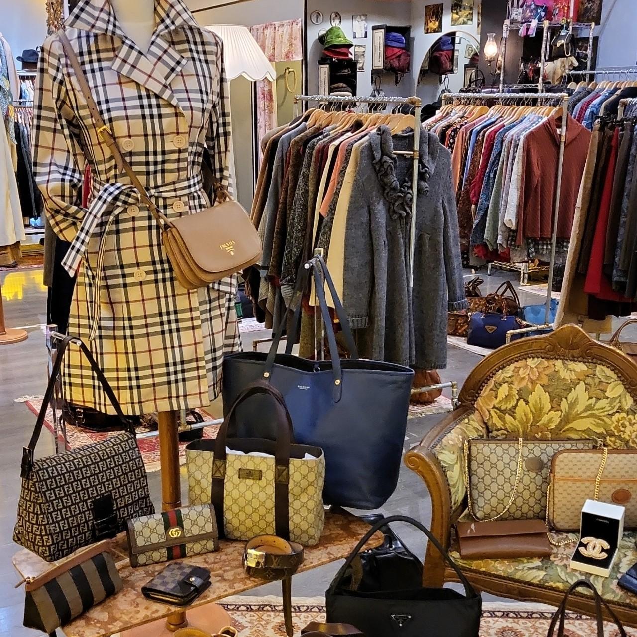 Foto dettaglio neverfull pm Louis Vuitton indossata ;) - Depop