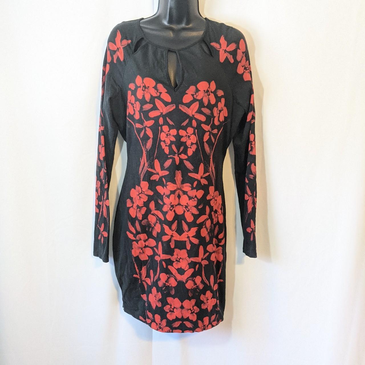 Guess Women's Black and Red Dress | Depop