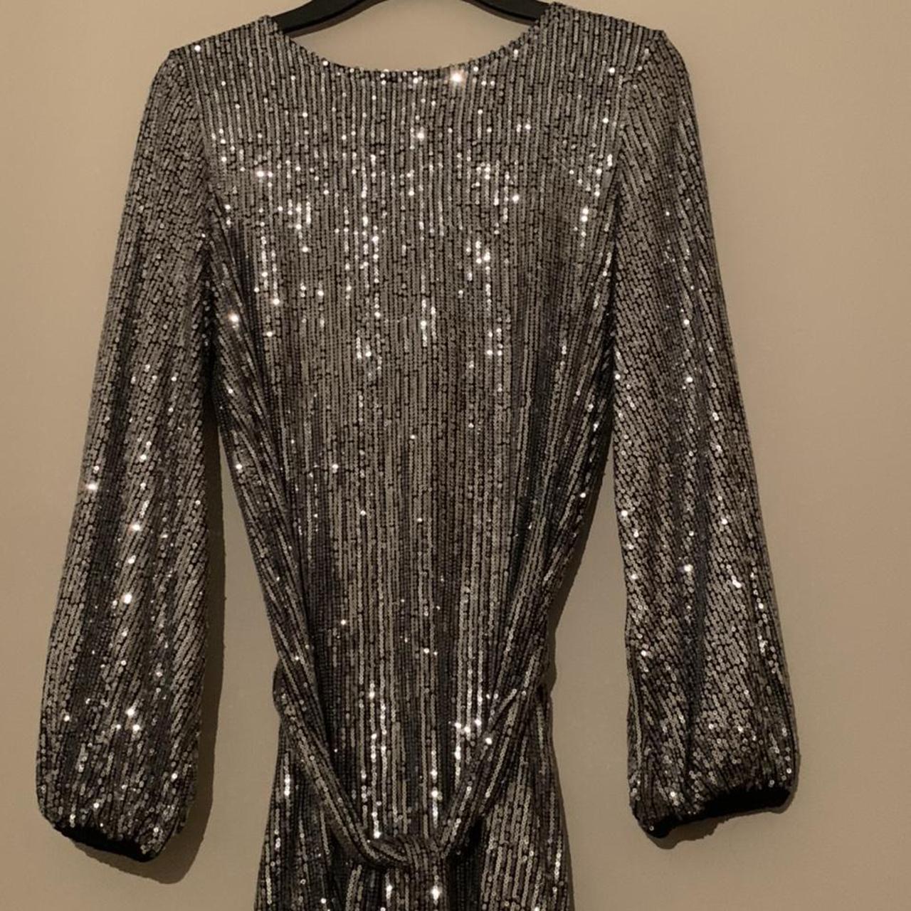 SOLD Gorgeous silver sequinned River Island... - Depop