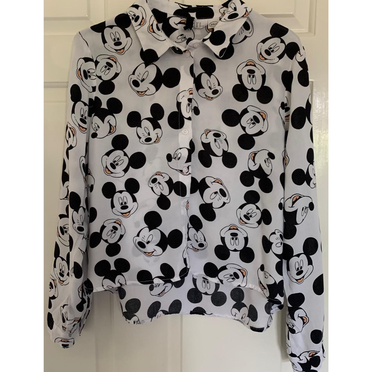 Mickey Mouse print crop shirt Would fit Uk size... - Depop