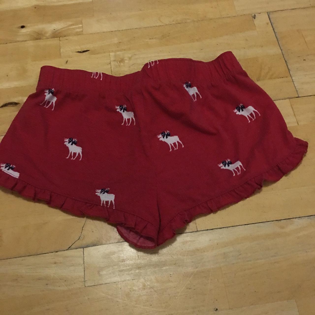 Abercrombie girls bed shorts size small. Depop