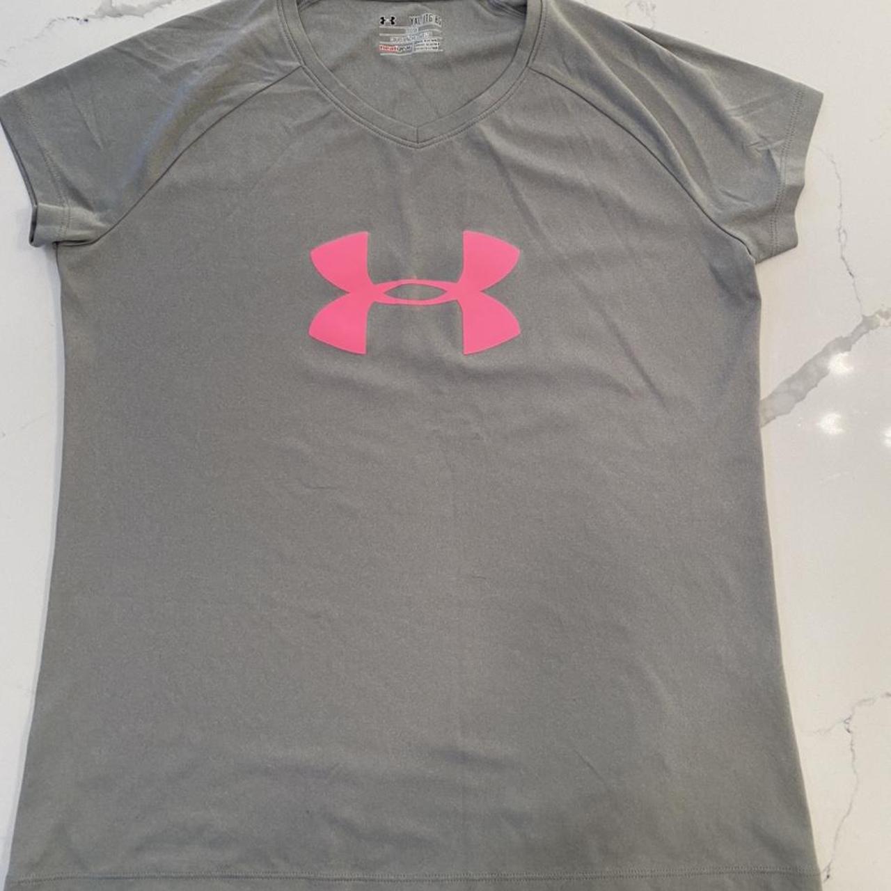 UNDER ARMOUR The size is labeled YXL which convert - Depop