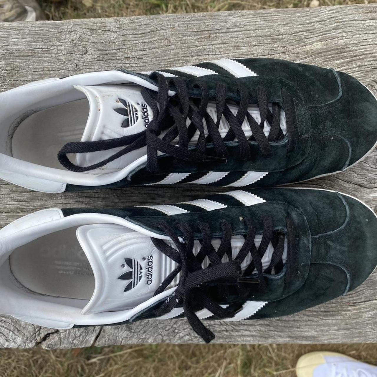 black and white adidas gazelle mens