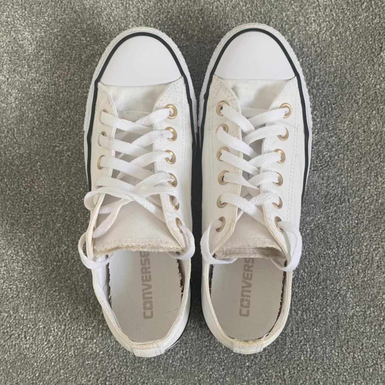 Converse Women's White and Gold Trainers | Depop