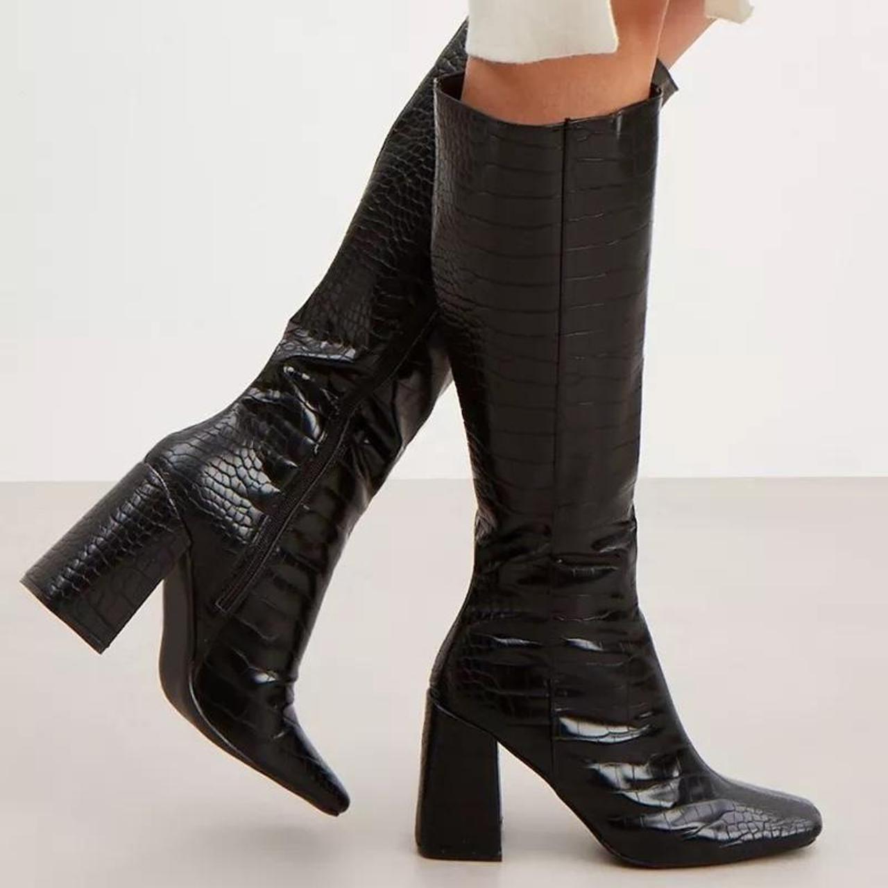 Debenhams Women's Black Boots Depop