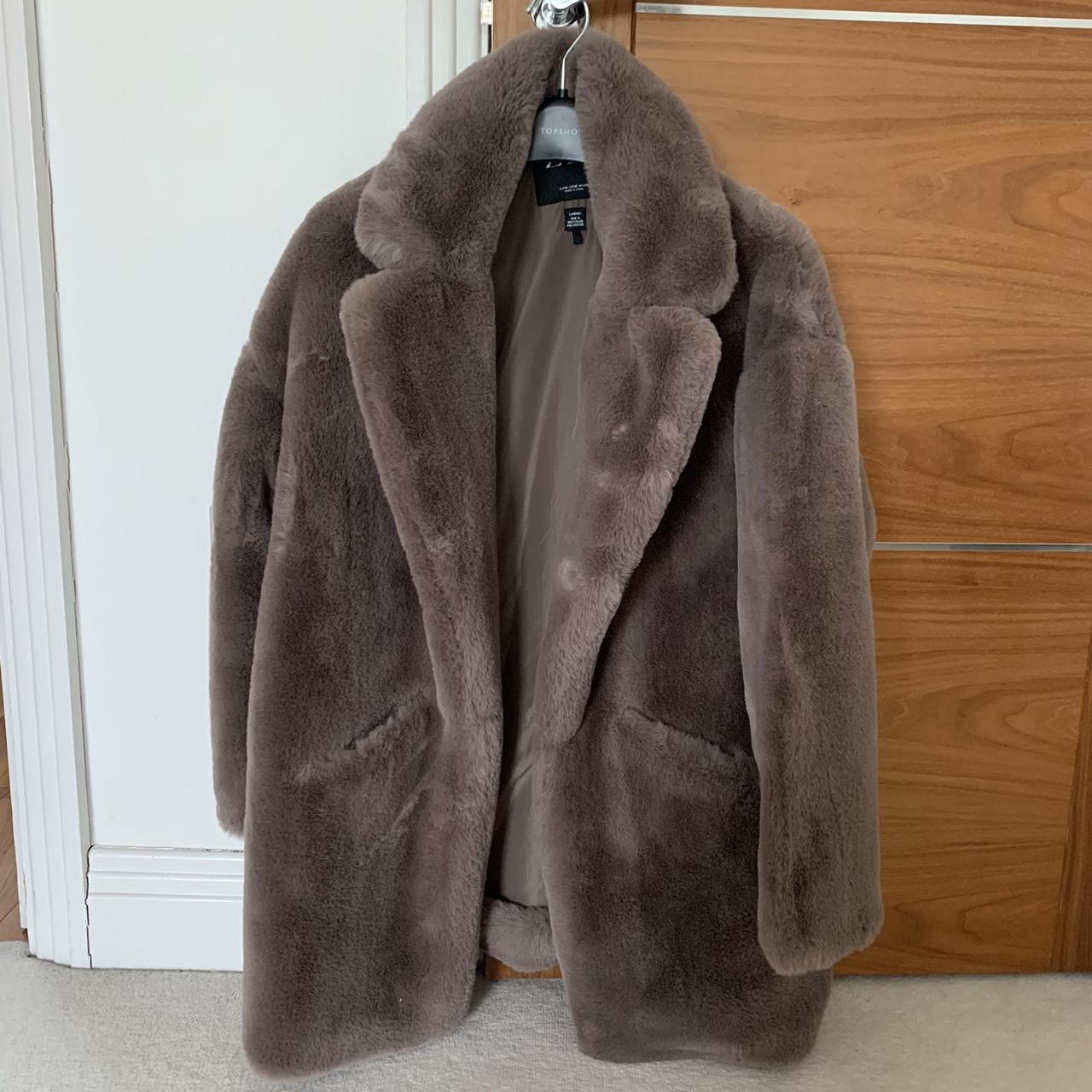 Zara faux fur jacket Size medium - Depop