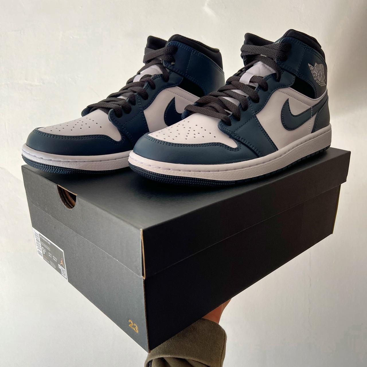 jordan 1 mid armory navy black white