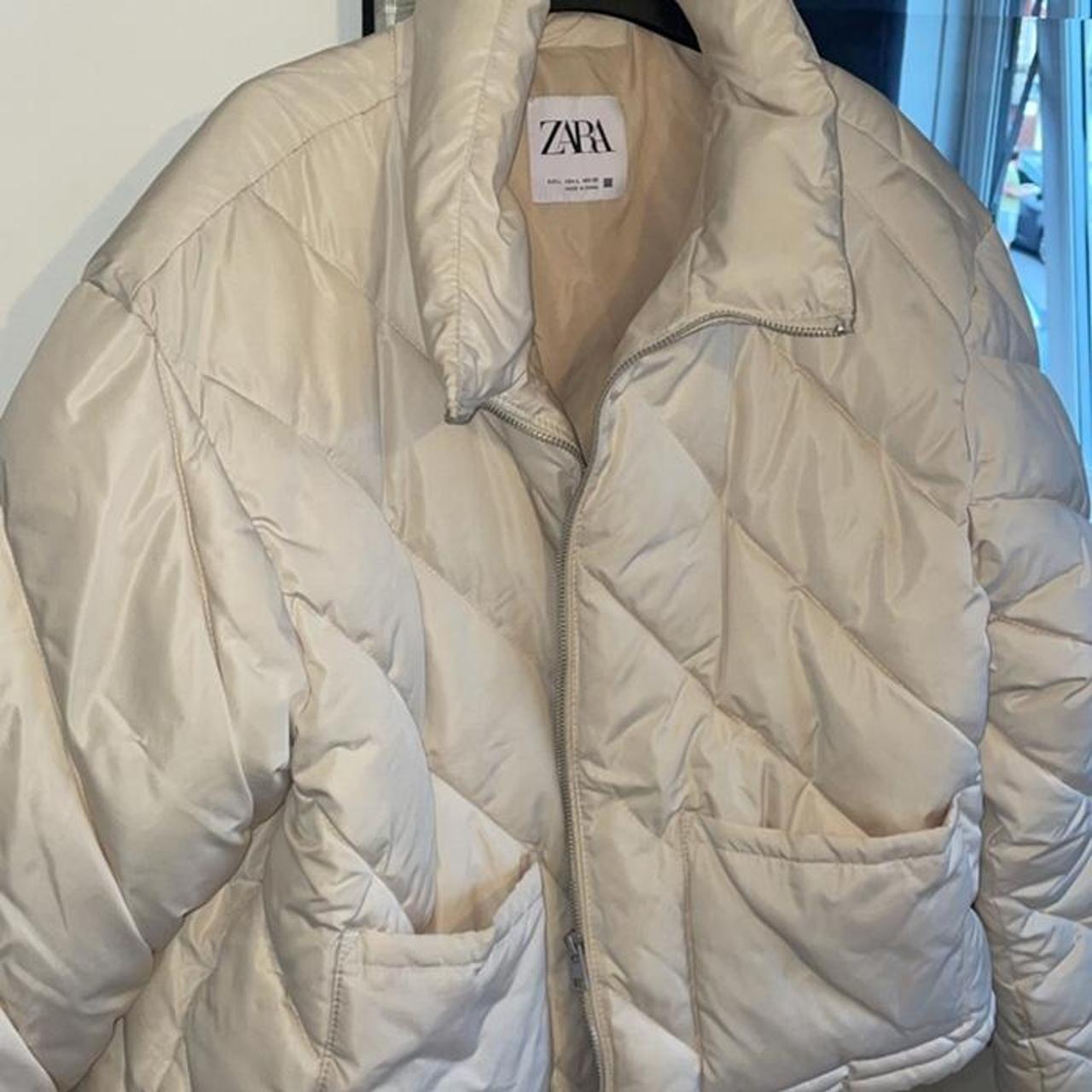 zara cropped puffer, only worn a hand full of times... - Depop