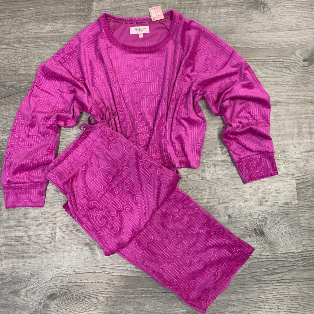 NWT shops Juicy Couture Velour Set