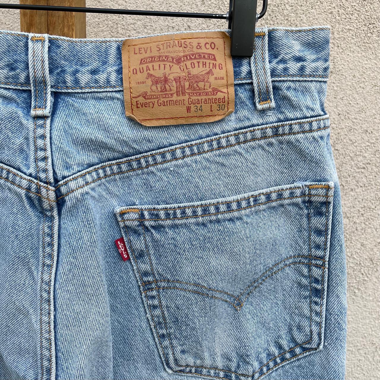 Vintage Levi's 901 jeans dated 11/01. High rise.... - Depop