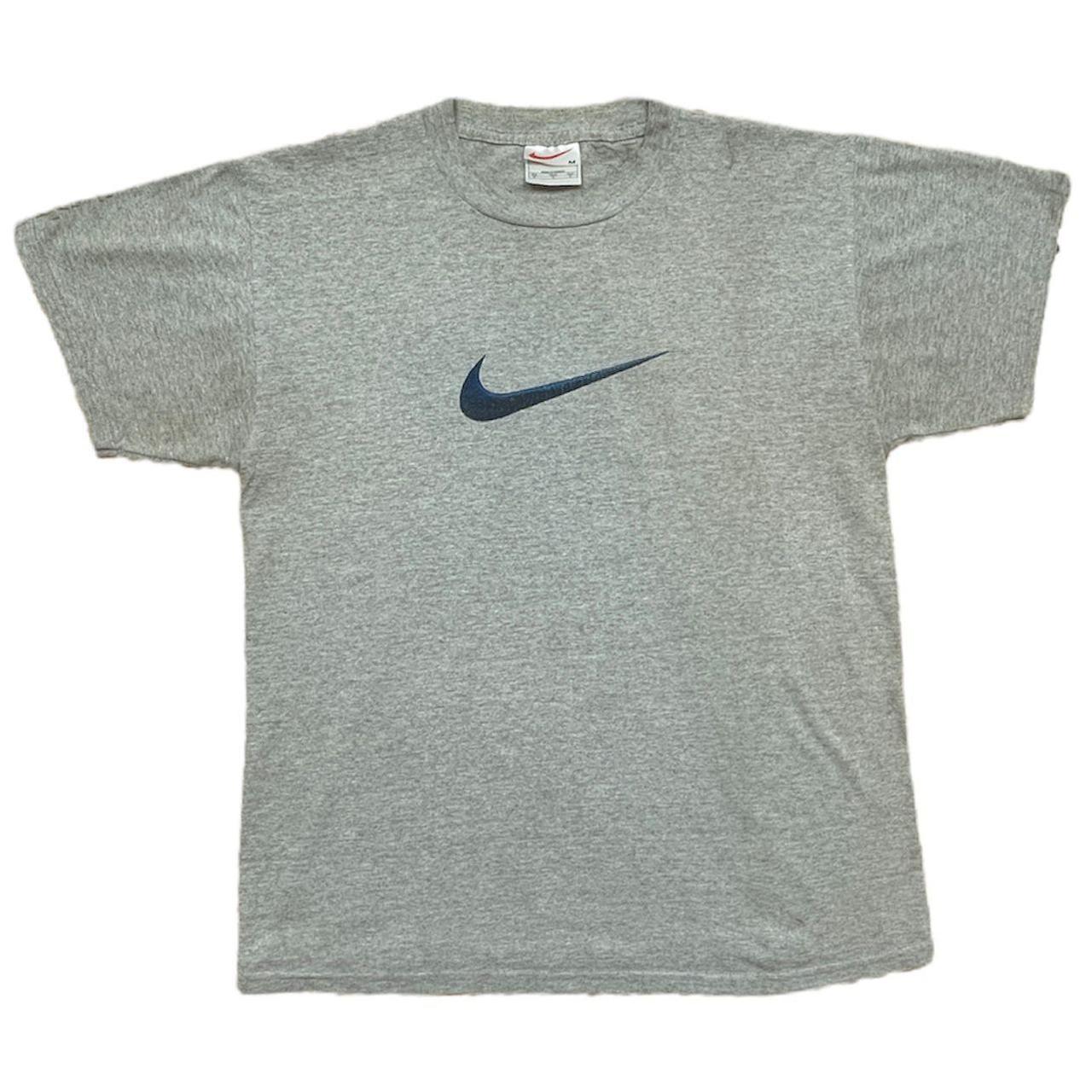 Nike Men's Grey T-shirt | Depop