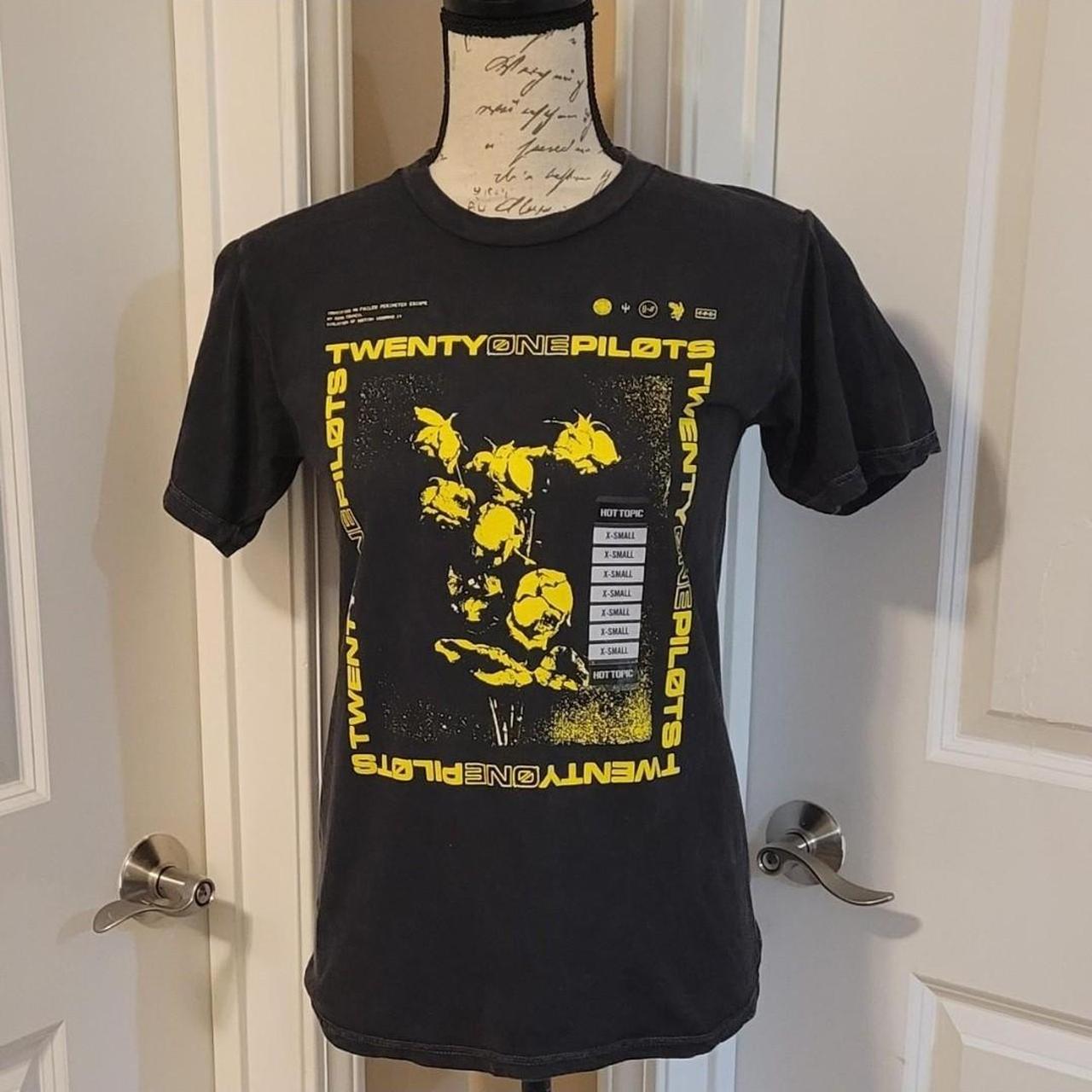 twenty one pilots trench era shirt from hot topic!!... - Depop