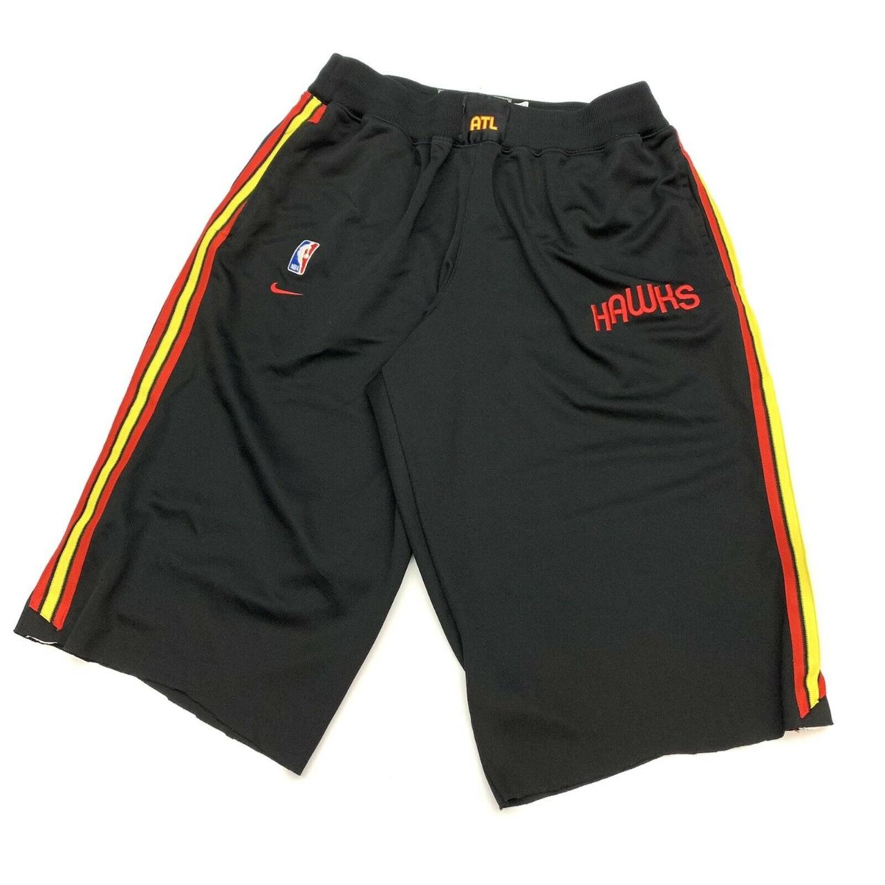 Atlanta Hawks Men's Nike NBA Shorts.