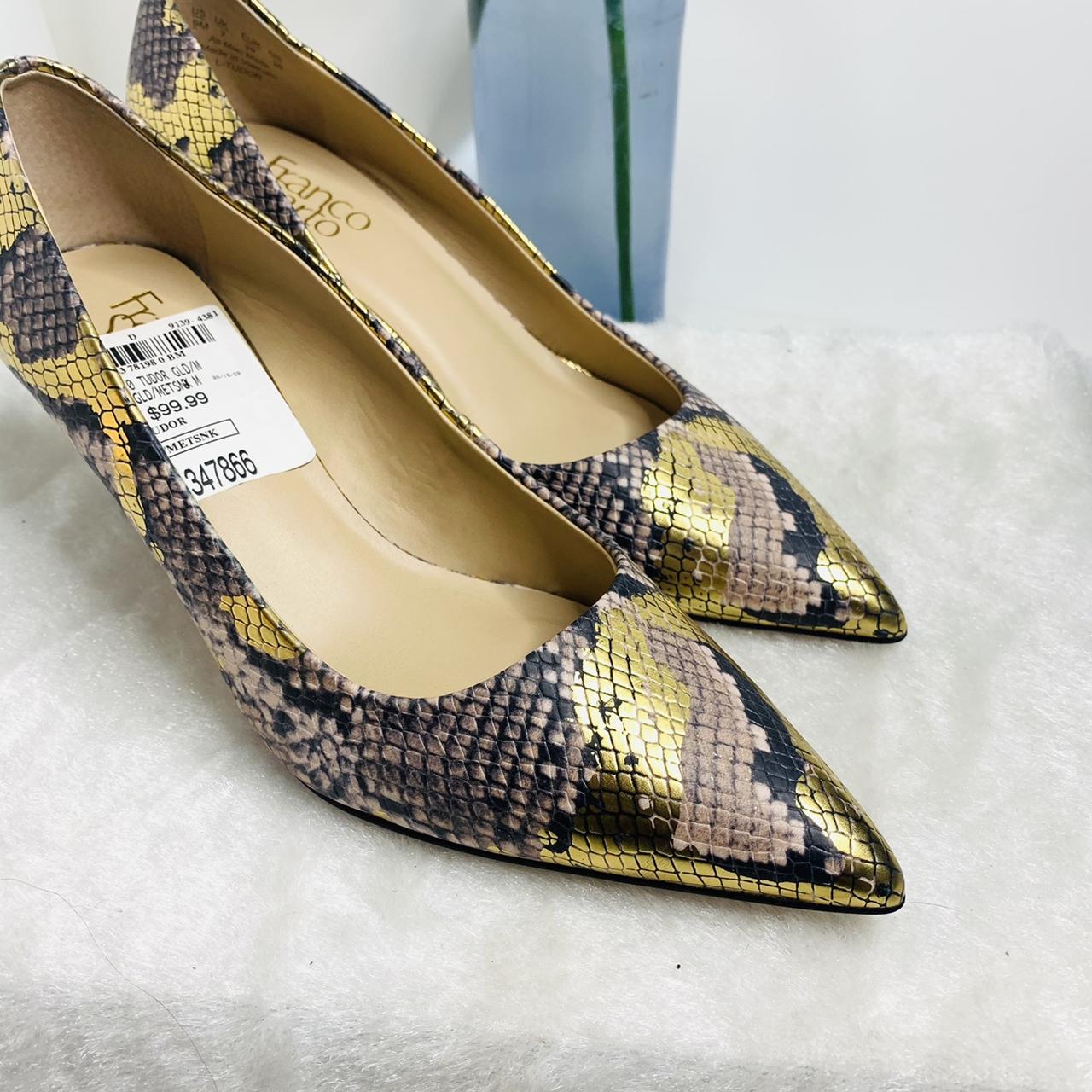 FRANCO SARTO TUDOR PUMP GOLD SNAKE METALLIC US SIZE. Depop