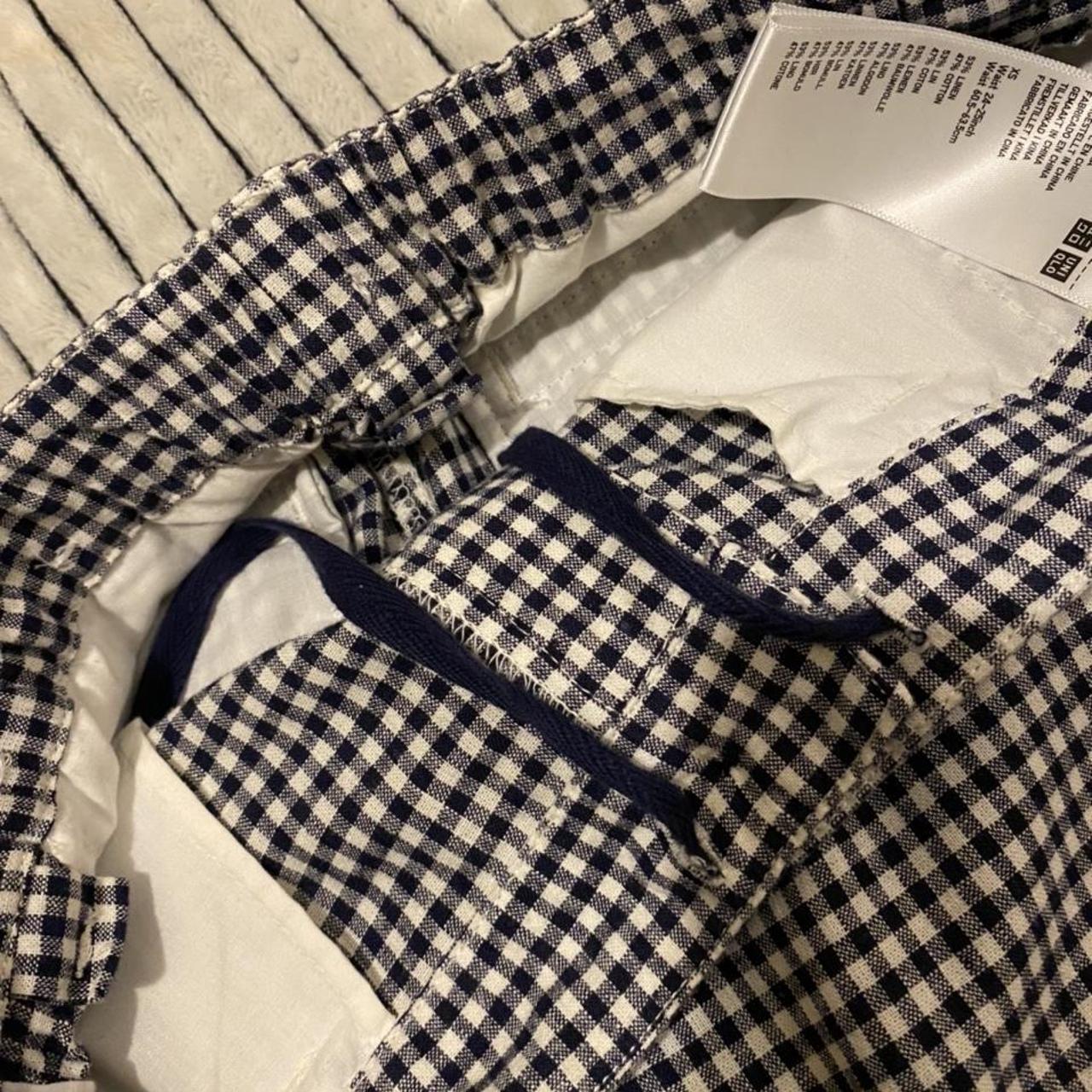 Uniqlo gingham trousers - white and very dark blue... - Depop