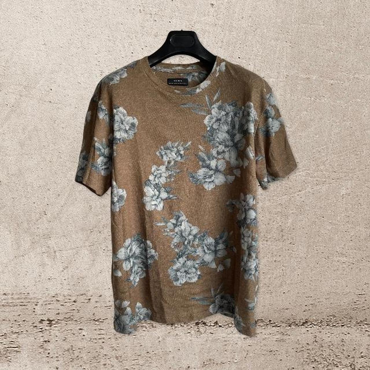 Floral print Zara shirt #zara #floral Depop