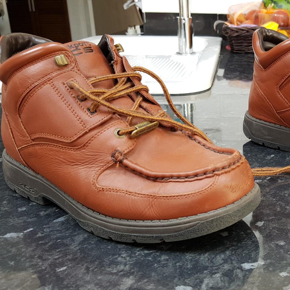 Rockport XCS Classic Vintage 90 s boot Size. Depop