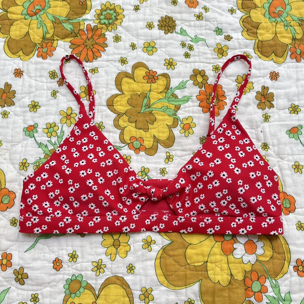 Product Image 1 - Red and white daisy bikini