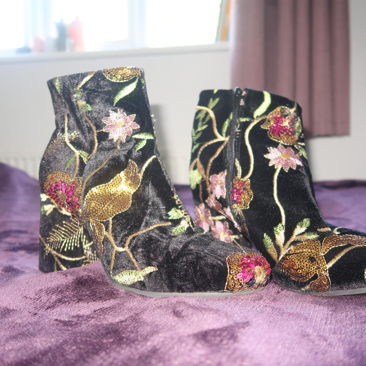 Primark boots. Wide foot. Comfy af and soooo cut! £8... Depop