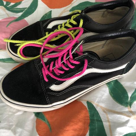 pink laces vans