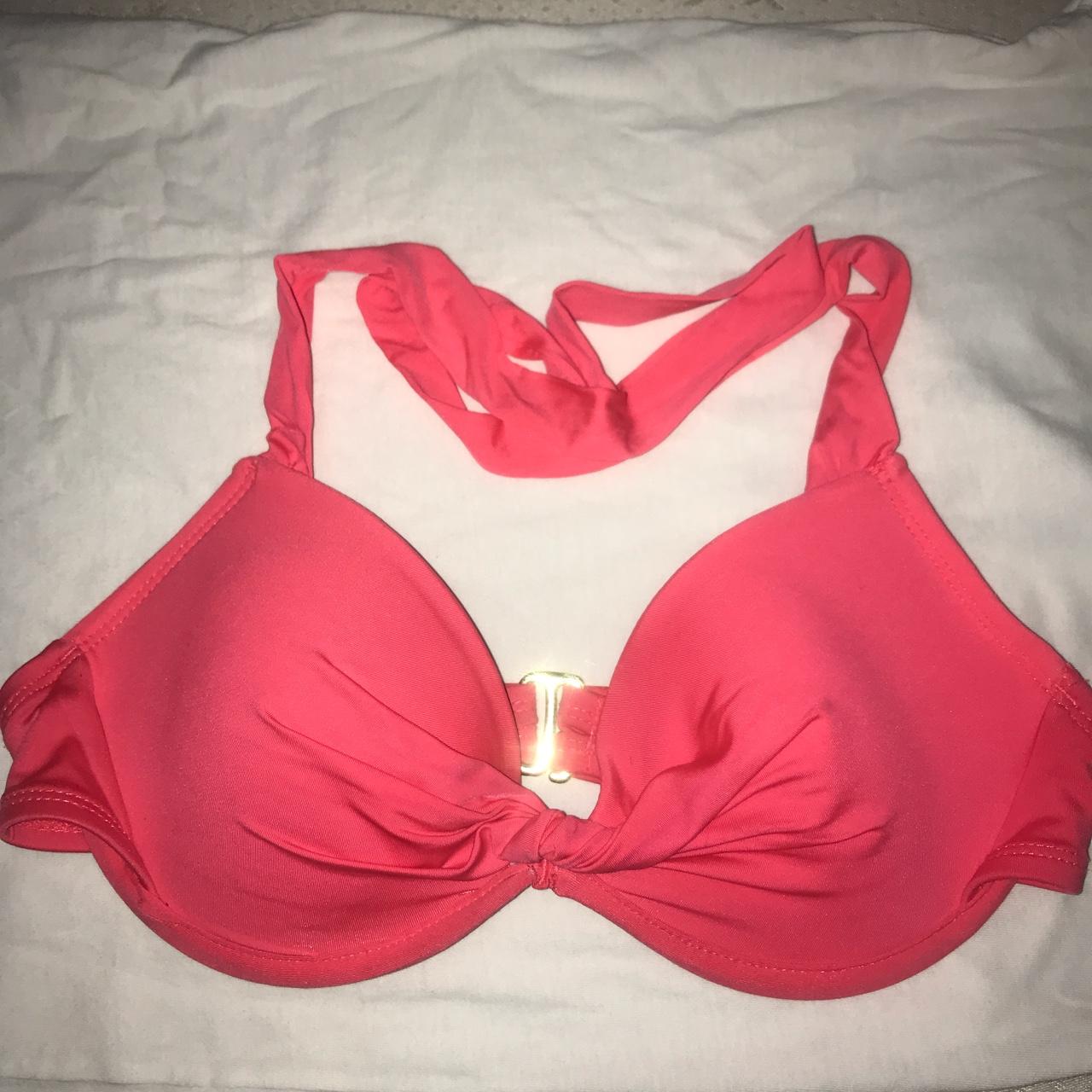 Super cute pink bikini top!👙Ties at the neck and has... - Depop