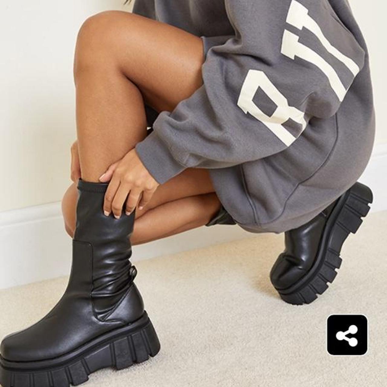 Pretty little thing platform boots, size brand