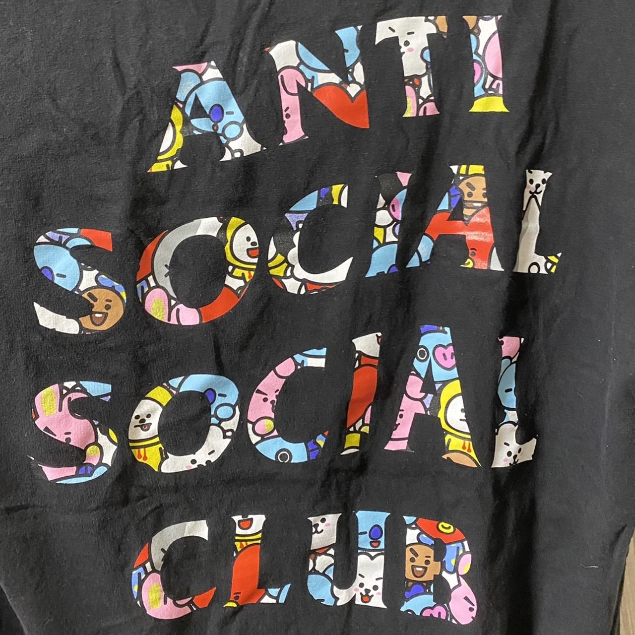 販売最安 ANTI SOCIAL SOCIAL CLUB ASSC X BT21 Tシャツ - トップス